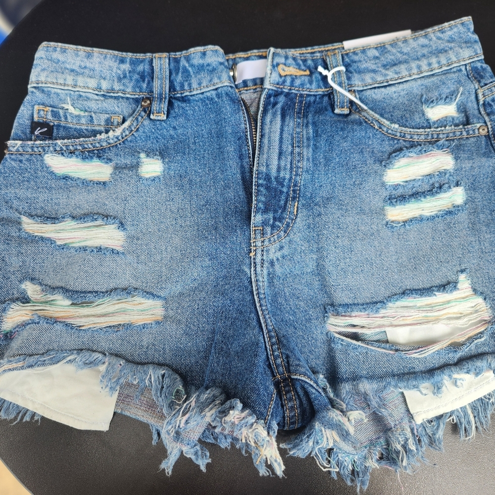 KanCan distressed denim shorts NWT
